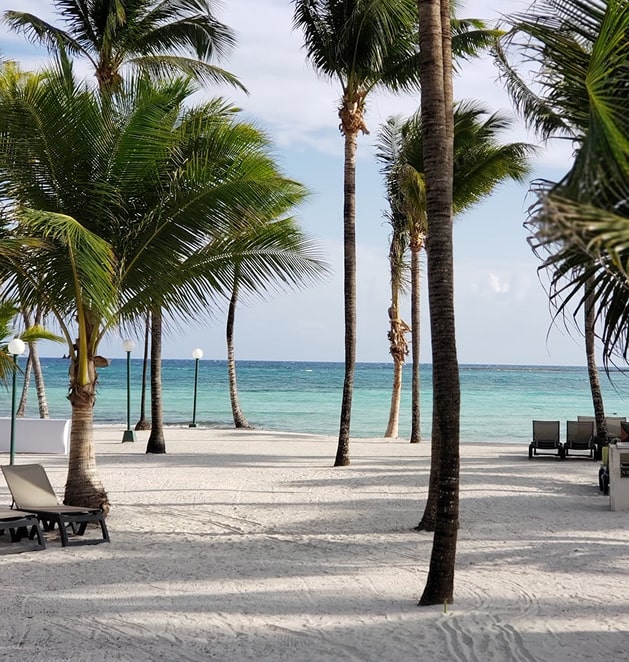 Cancun Airport Transportation to Cancún Hotel Zone